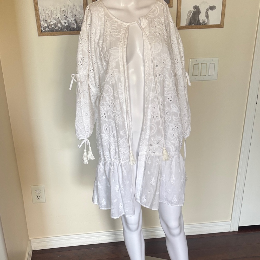 Maeve By Anthropologie Eyelet Balloon-Sleeve Tassel Kimono